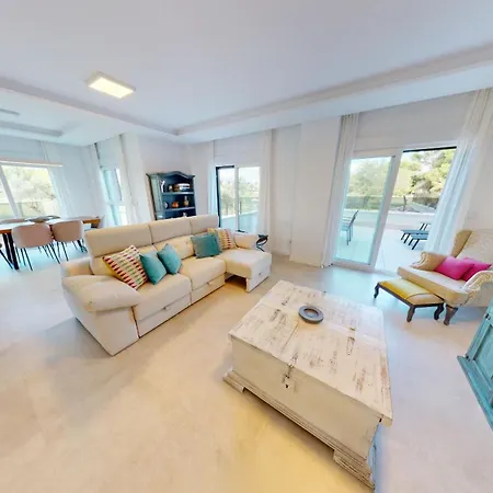 Petunia By On Travel Apartman