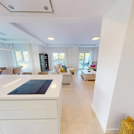 Apartment Petunia By On Travel Oliva